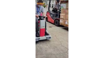 Modoga Ride-on floor sweeper