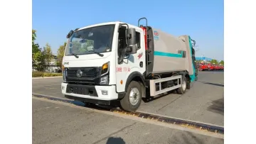 Sturdy & Durable Dongfeng 4X2 10cbm Compactor Refuse Truck1