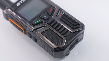 2025 New 5000km Unlimited Range Zello Android Ht Poc Radio ETMY ET-C9  Global Lte Push to Talk Walkie Talkie With Simcard1