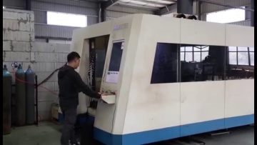 Complete‑resistance‑welding‑product‑chain‑supply‑including‑host‑machines‑feeding‑systems‑robot‑stations‑and‑consumable‑accessories
