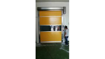 High speed doors 