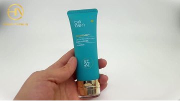 Sunscreen bottle-14
