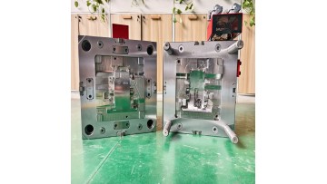 Transparent PC thickened round tube accommodatio