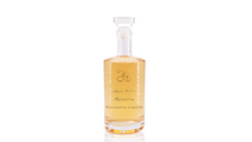 Stacked Bottles Can Be Split and Combined Novelty and Innovation Advanced Glass Bottles1