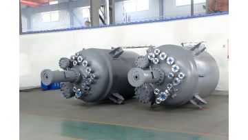 Degassing kettle