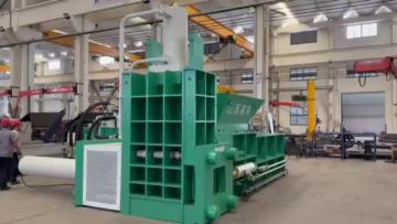 SX-2500 Three Rams Baler