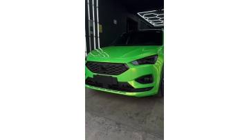 Glossy Kelly Green Car Wrap