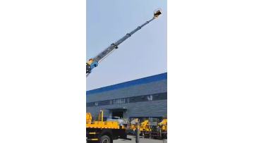 overhead working trucks