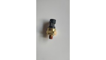 8M6000623 Oil Pressure Sensor