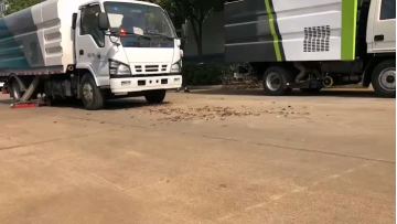 Dust Suction Truck