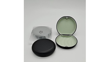 Hot-Selling Logo Customized Clear Aligners Case Retainers Box with Mirror1