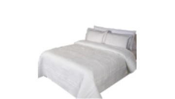100%polyester microfiber white coverlet set custom business quilted bedspread coverlet set for living room1
