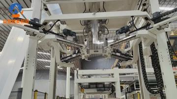 STRETCH-HOOD TECH