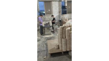 Production of solid wood lamp base