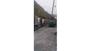 highway guardrail (3).mp4