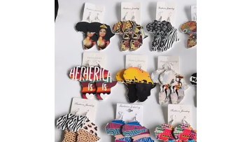 Wholesales Fashion Drop Painted Africa Wooden African Map Earings For Women1