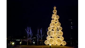 Gold LED Glow Christmas Tree