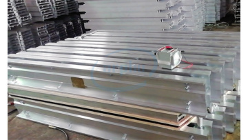 Rubber pressure bag conveyor belt vulcanizer