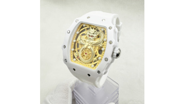 3590G Tonneau watch