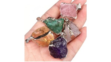 Raw Stone Pendant necklace -SP2034-MV (1)