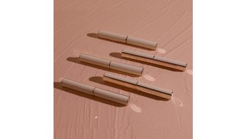 gold-plated leather thin-heeled lipstick