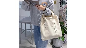 Fashionable 16 OZ Canvas Cotton Reusable Travel Hand bag Women Solid Color Casual Custom Printed Large Natural Canvas Tote Bags1