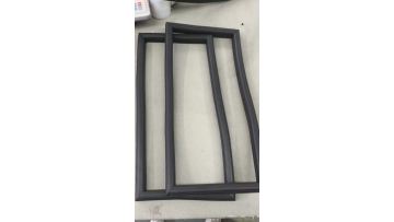 custom  rubber strips
