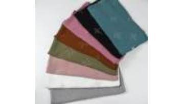 New Design Wholesale Muslim Satin Crepe Hijab & Silk for Muslim Women Hijab Supplier Pleated Hijab Scarf1