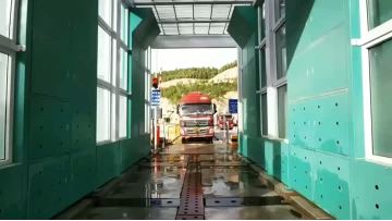 Longmen Car Wash Room Work Video