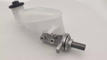 Brake master cylinder OEM 47201-0D260 for Toyota Yaris1