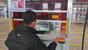 Car leather pressure mark welding machine