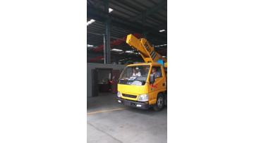 23 meter high work vehicle