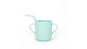 Wholesale Bpa Free custom food grade silicone toddler straw cup baby snack cup silicone sippy cup with handles1