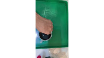 Liquidity experiment of silica fume2