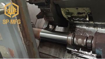 What is the meaning of CNC milling?