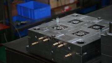 Best quality electric switch box and socket plastic injection molding1