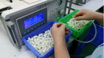 Plastic check valve airtight test