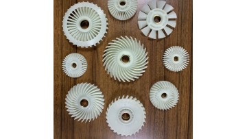 Ultra-high precision injection mold