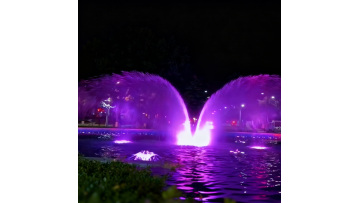 Outdoor dove-style swaying fountain
