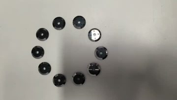 Fiber cleaver auto-rotate blade