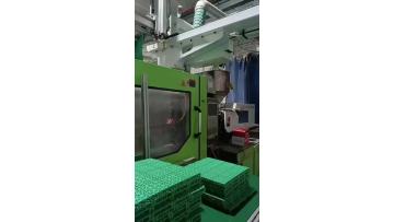 Production of 12-panel suspended flooring.(1)
