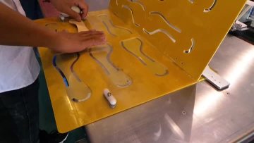 6040G sewing the shoe pad.MP4