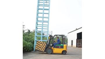 3 ton electric forklift battery operated