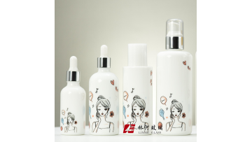 Skin care bottle