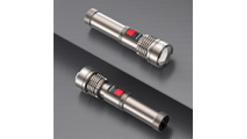 Outdoor High Lumen Zoomable Torch Flashlight Aluminum Alloy Tactical Led Flashlight1