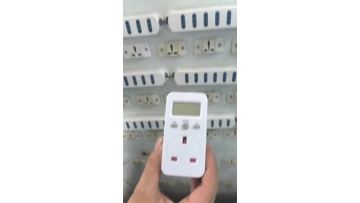 Practical operation Digital Power Meter Watt Electricity Usage Monitor Socket Consumption Meter Electric Monitor Power Energy Socket