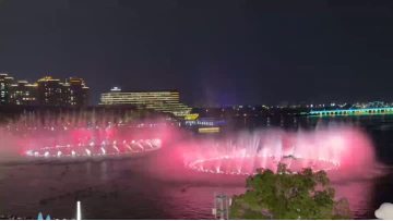 floating music fountains in lake