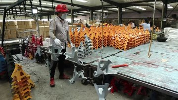 Jack Bracket China Factory Adjustable Height Auto Shop Safety Tool Hot Sale 2 Ton Car Jack Bracket1