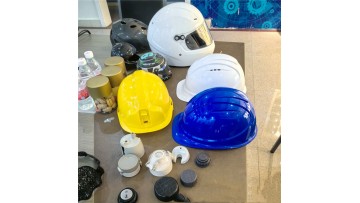 Bicycle helmet injection mold