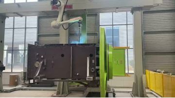Robot welding work video